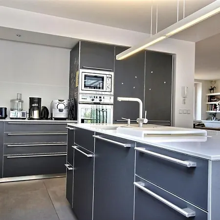 502254 - Spacious Duplex For 12 People Near Les Halles *