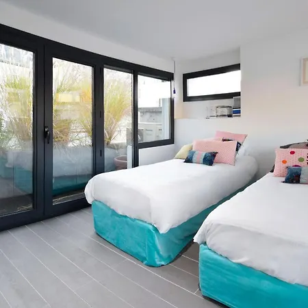 502254 - Spacious Duplex For 12 People Near Les Halles Apartamento París