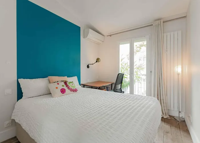 502254 - Spacious Duplex For 12 People Near Les Halles Paris