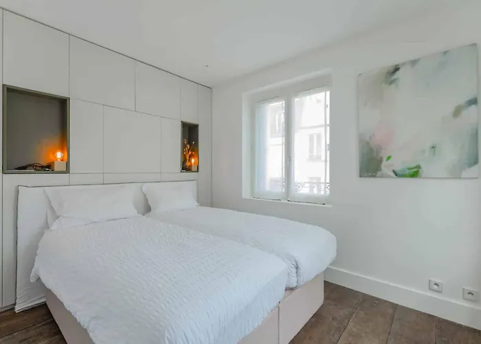 502254 - Spacious Duplex For 12 People Near Les Halles Lejlighed